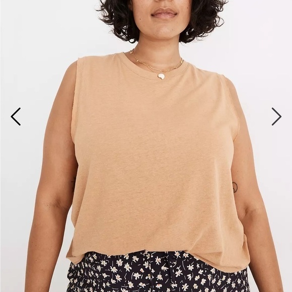 Madewell Raw-Edge Hangout Muscle Tank - Picture 4 of 9